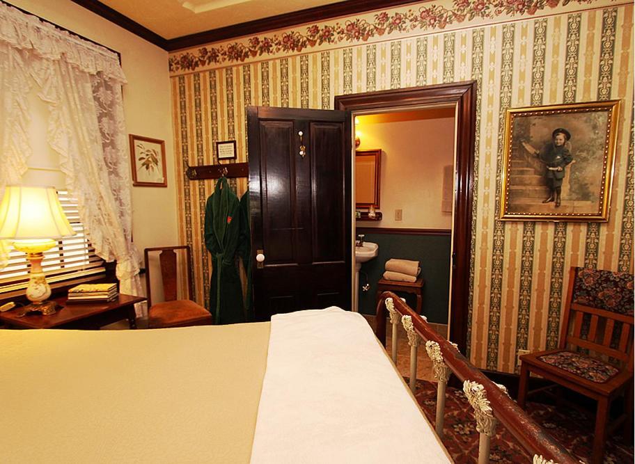 The National Hotel Jamestown Bilik gambar