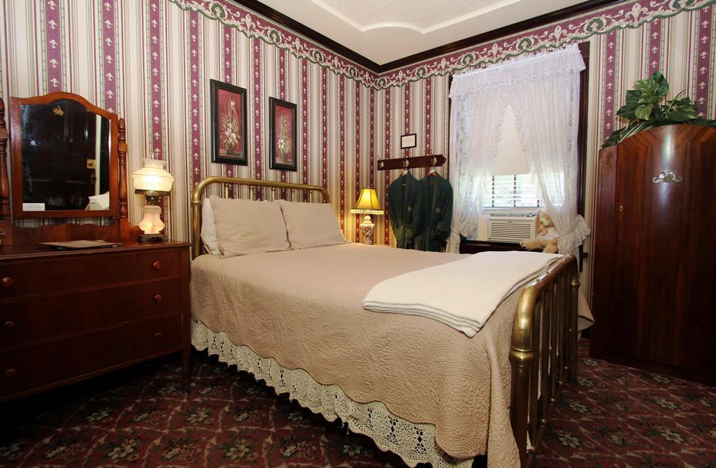 The National Hotel Jamestown Bilik gambar