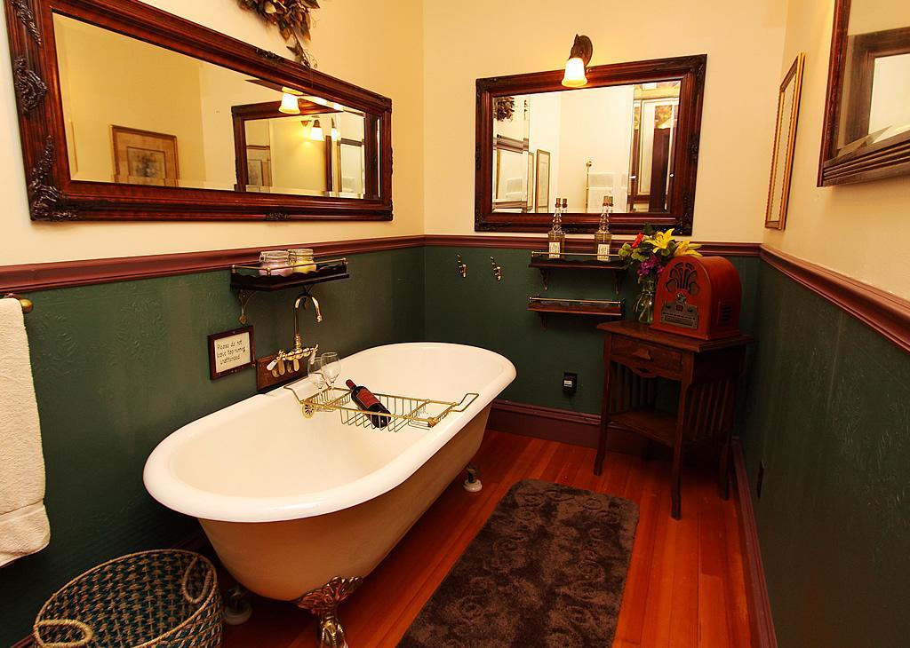 The National Hotel Jamestown Luaran gambar