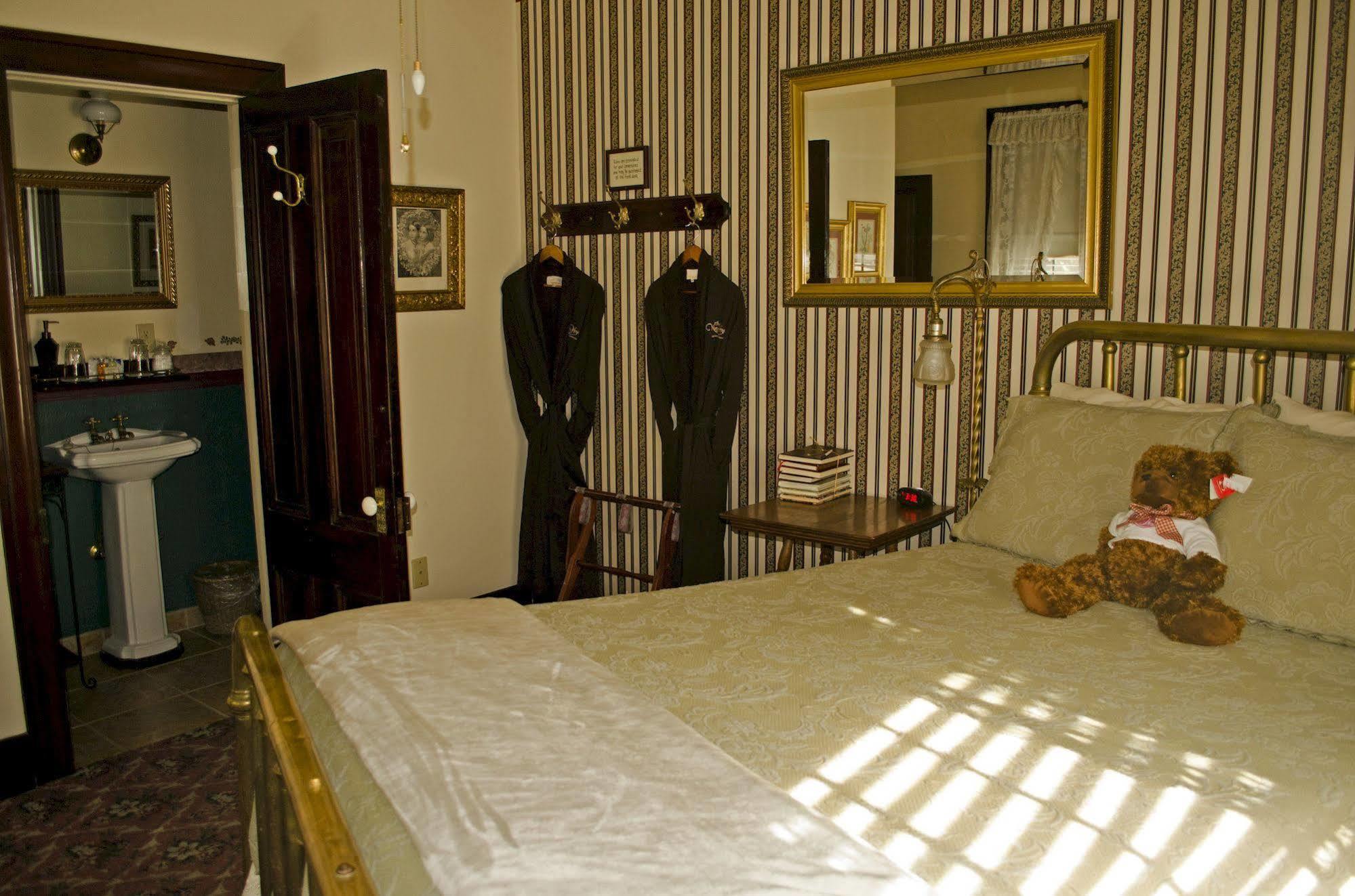 The National Hotel Jamestown Luaran gambar